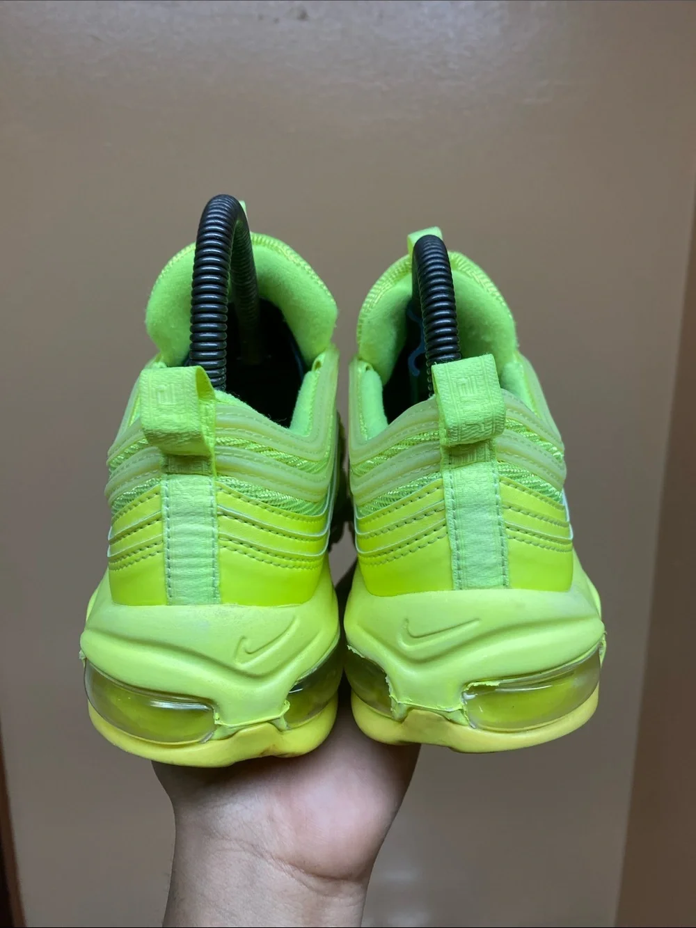 Nike Air Max 97 “Volt” Women’s Running Sneakers Size 7.5